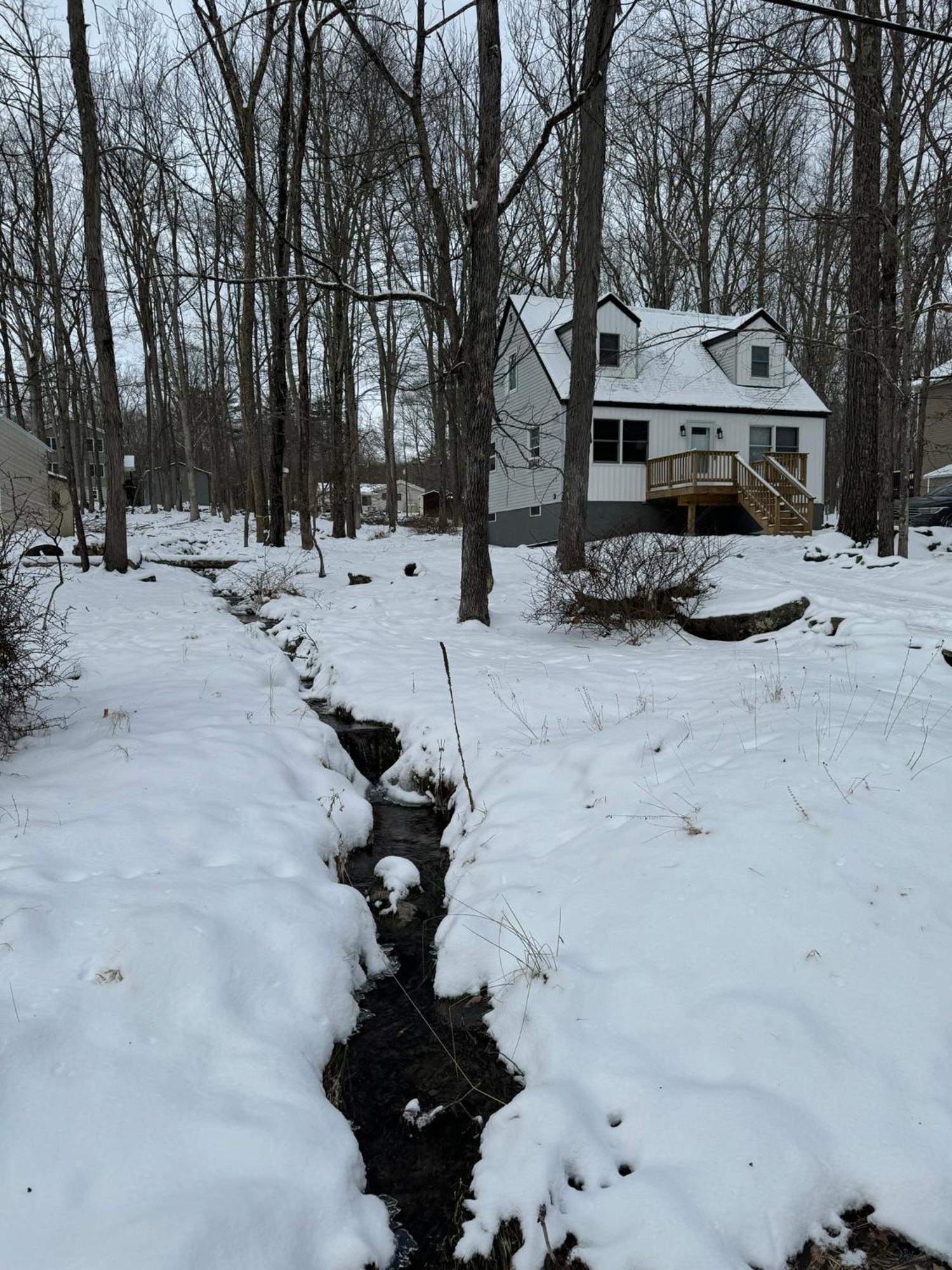 The Flying Dutchman Cottage In Amenities Filled Masthope Community Ski Big Bear Lackawaxen Exteriör bild
